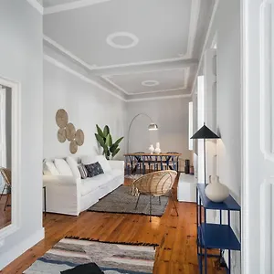 Casa Boma - Elegant And Charming - Alcantara V Apartment