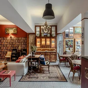 Labor Alliance By Lovelystay Apartment