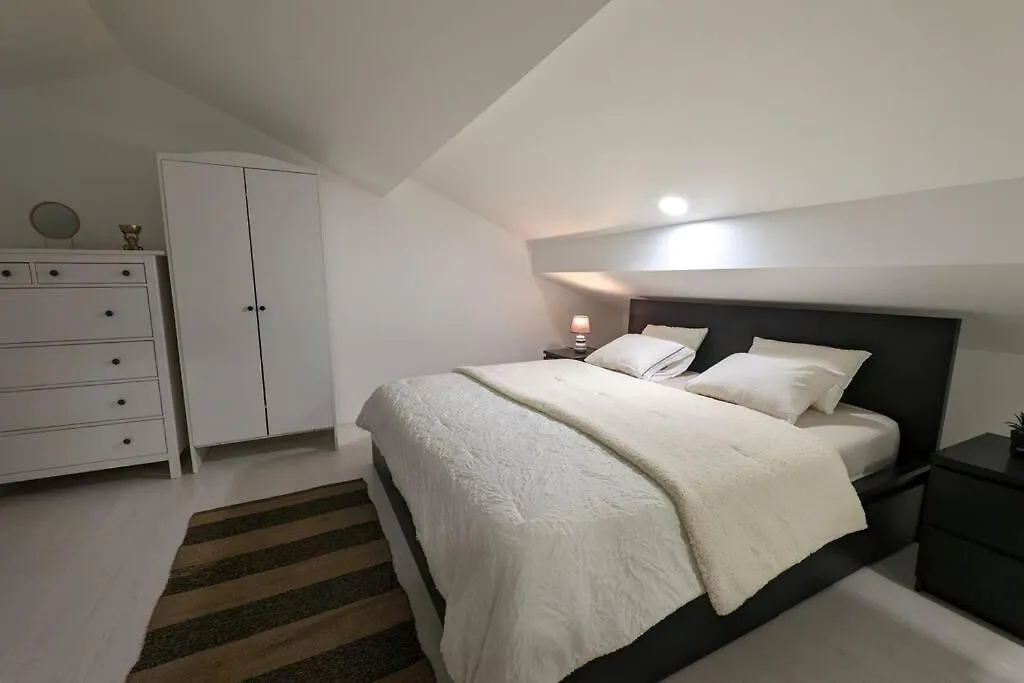 Casa Bela Apartment Lisbon